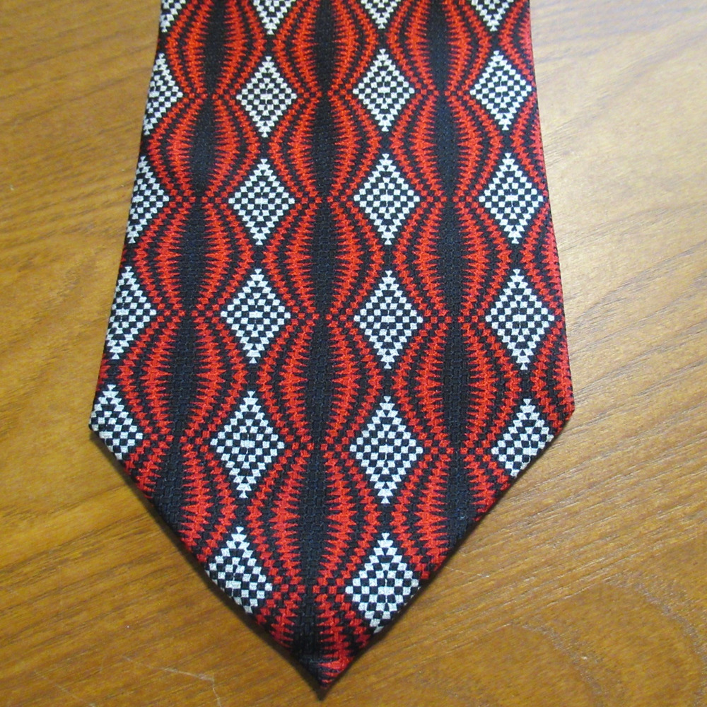 Vintage Enrico Capucci Tie Mens 60 in Silk Wide Red Black Geometric